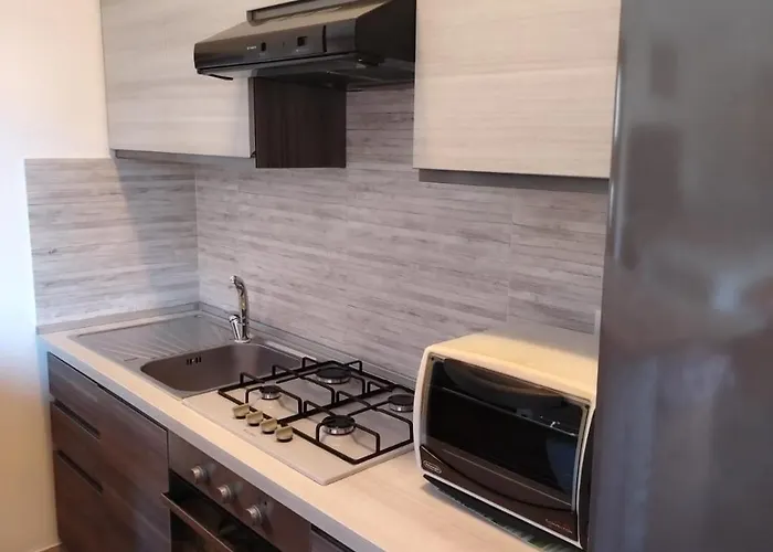 Apartamento Con Terrazza 50mt Dal Mare